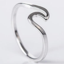 Load image into Gallery viewer, Hot Sale Rings For Women AAA White Zircon Cubic elegant rings Female Wedding jewerly New Trendy Crystal ring 6/7/8/9/10 Size